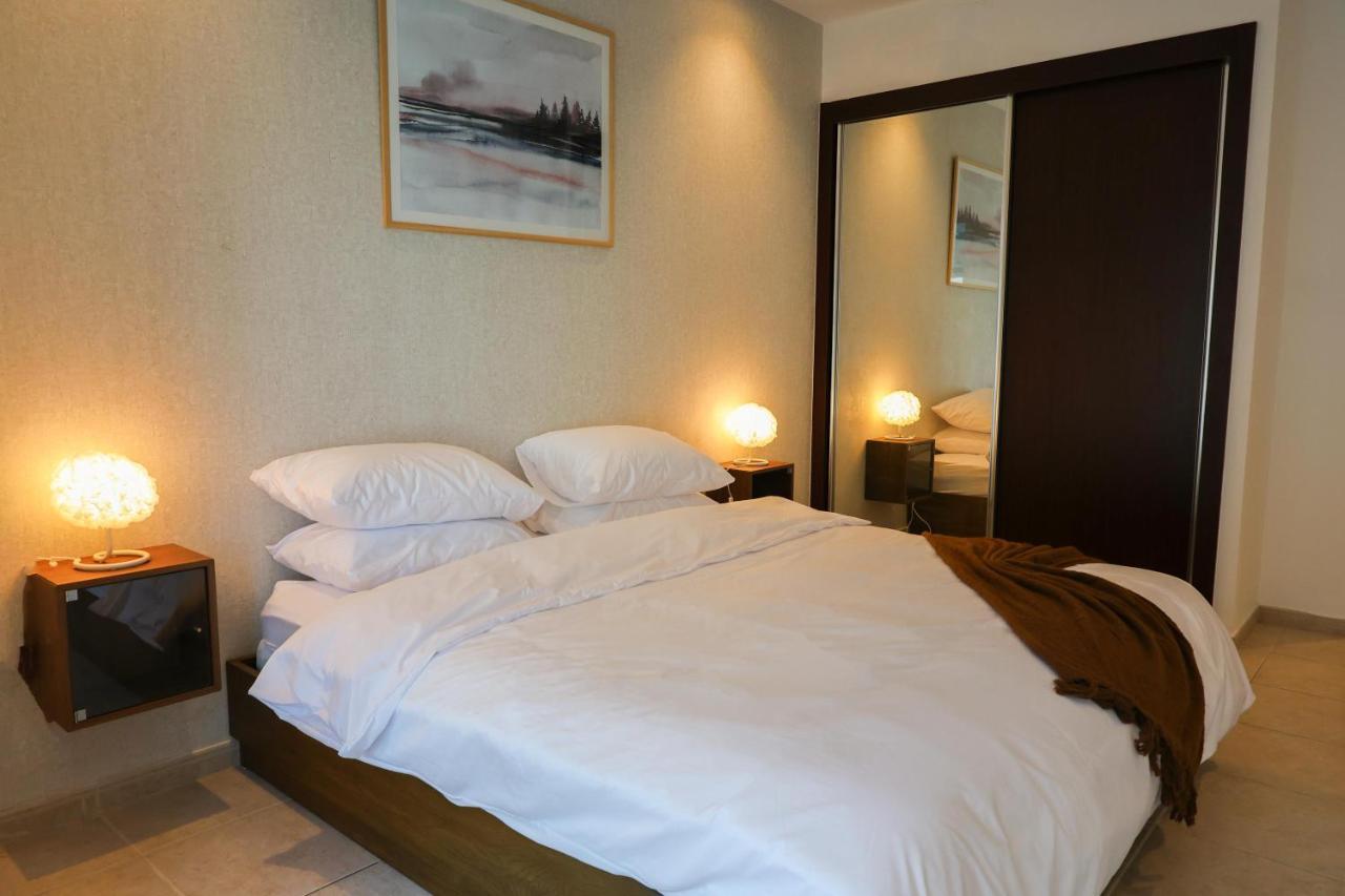 Deluxe 1 Bedroom Apartment - Elite Residence Dubai Marina - Sea View Екстериор снимка