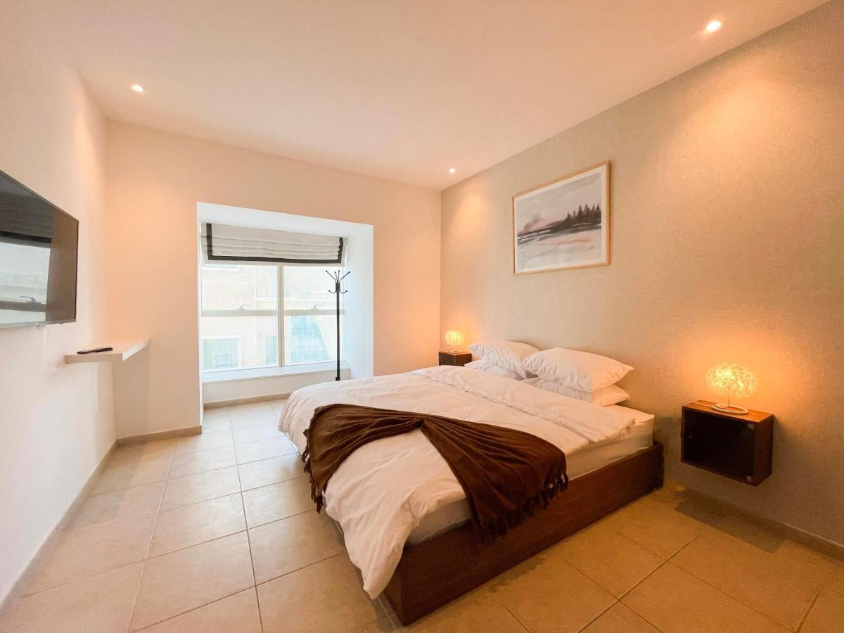 Deluxe 1 Bedroom Apartment - Elite Residence Dubai Marina - Sea View Екстериор снимка